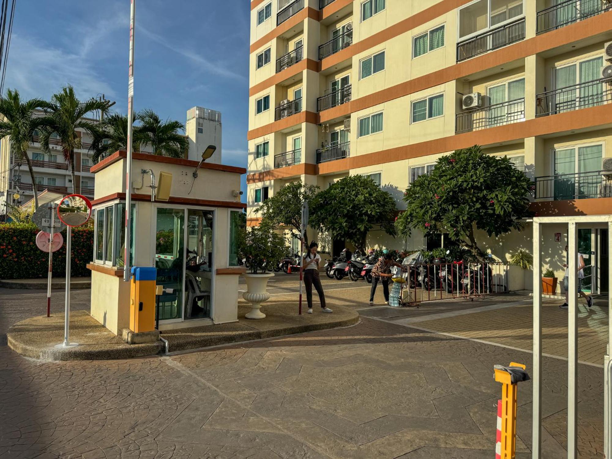卧室直达泳池 全网最低价 到中天海滩5分钟 Jomtien Beach Dış mekan fotoğraf