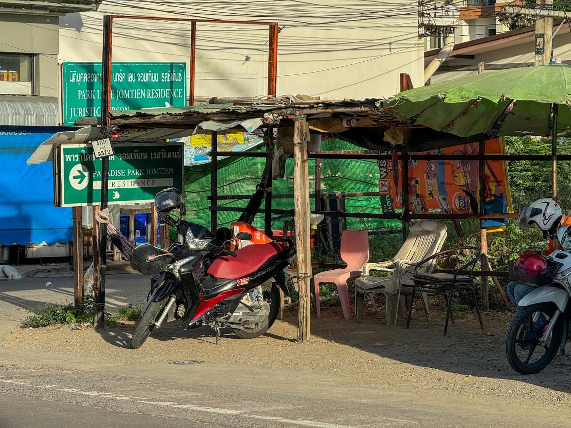 卧室直达泳池 全网最低价 到中天海滩5分钟 Jomtien Beach Dış mekan fotoğraf